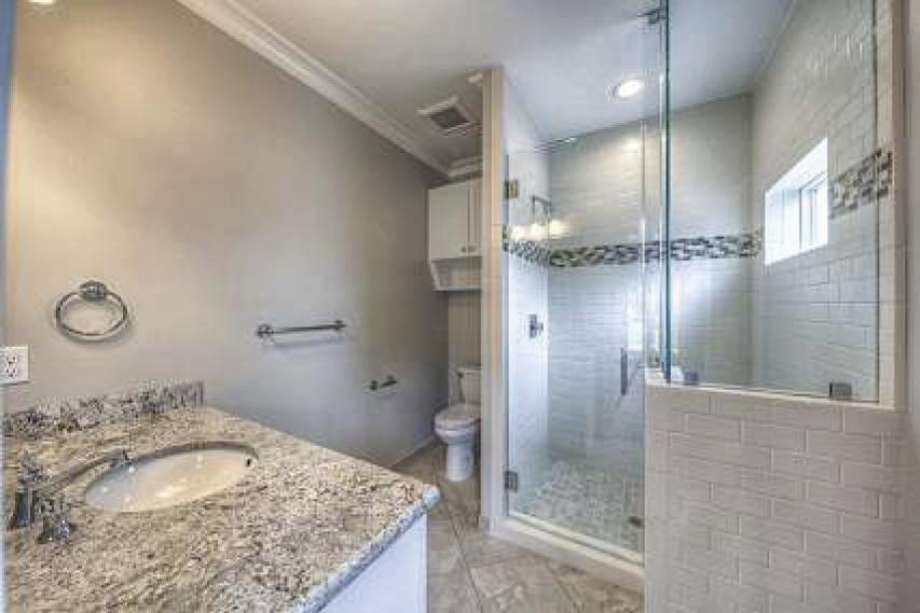 GHBA Remodelers Council: Shower enclosures offer many options - Glass ...